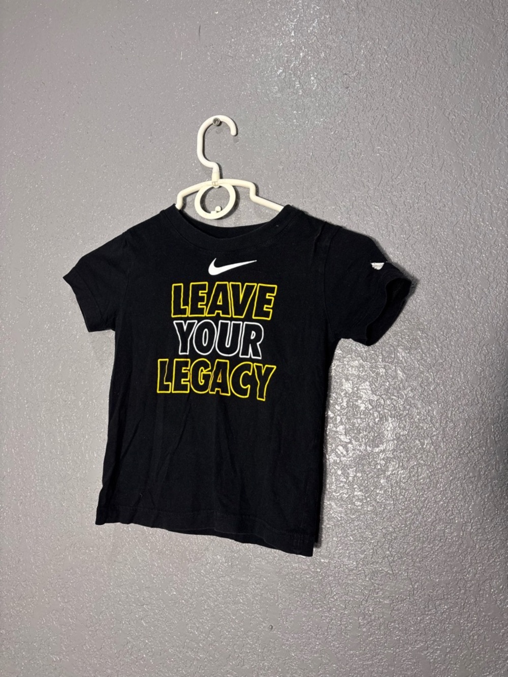 Nike Black Short-Sleeve 'Leave Your Legacy' Graphic Tee